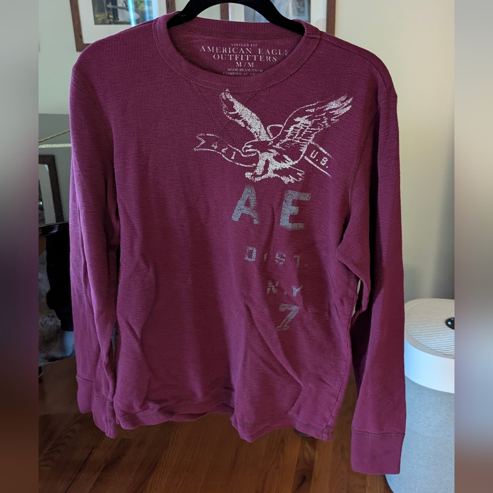 American Eagle Outfitters Maroon Graphic Waffle Henley Shirt